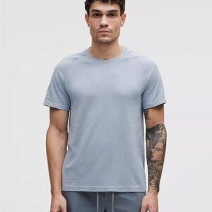 Lululemon Metal Vent Tech Short-Sleeve Shirt NWT Size XXL Washed Denim Blue STRH